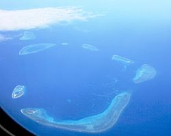 Không ảnh chụp khu trung tâm nhóm đảo Lưỡi Liềm thuộc quần đảo Hoàng Sa