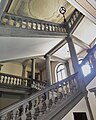 Blick ins Treppenhaus des Rathauses