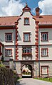 English: Avant-corps Deutsch: Risalit