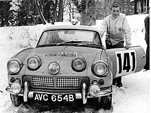 Photo de Simmo Lampinen et sa voiture au Monte-Carlo 1965