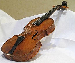 Photo : un violon baroque