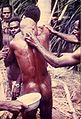 Rituel de scarification en Papouasie-Nouvelle-Guinée