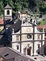 Blick auf die Kirche Collegiata SS. Pietro und Stefano vom Castelgrande