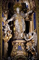 Patung Santo Ignatius dari Loyola di Gereja Gesù, Roma.