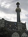 Wien, Fernheizwerk mit Bemalung von Friedensreich Hundertwasser