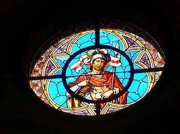 Pfarrkirche Aigen: Neogotisches Buntglasfenster mit St. Florian