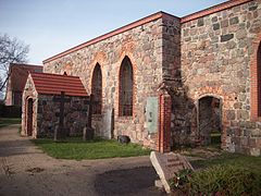 Ruiny kościoła w Mallnow