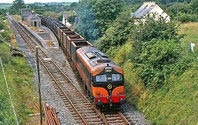 The Asahi liner train passing the closed station at Manulla Jct, 10 August 1985