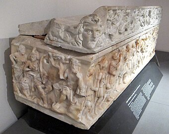 Sarcophage de la momie daté de 150-200.