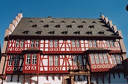 Ngôi nhà của Goldsmiths (Tòa thị chính cổ Hanau)