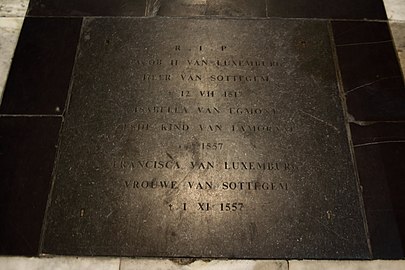 Graf van Françoise van Luxemburg in de Onze-Lieve-Vrouw-Hemelvaartkerk, Zottegem