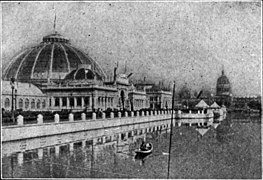 Horticultural Building, met het Illinois Building op de achtergrond