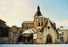 Prieuré Notre-Dame de La Charité-sur-Loire.