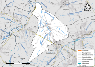 Carte en couleur présentant le réseau hydrographique de la commune