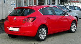Opel Astra J 5p