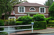 Neoclassical (post-war) house, Stanhope Road