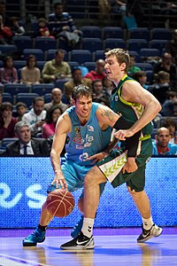 Estudiantes vs Unicaja Málaga - Carl English y Zoran Dragić