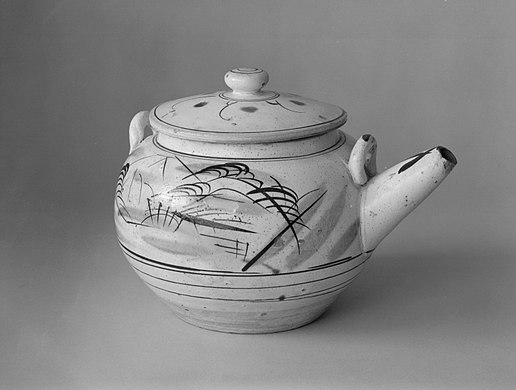 Ko-Mashiko Ware Mado-e Dobin "Window Picture" Teapot, ca. 1915-35. Brooklyn Museum