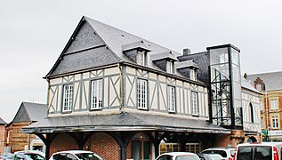 L'arrière de la mairie