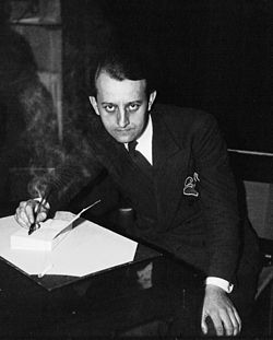 André Malraux, 1933