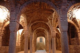 Crypte de la collégiale de Cardona.