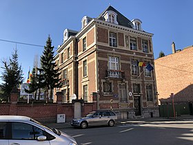 L'ambassade de Roumanie, rue Gabrielle.