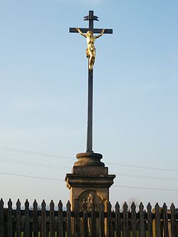kříž v Moravčicích