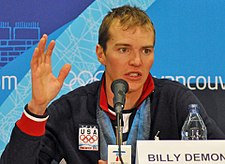 Bill Demong na tiskové konferenci po svém olympijském vítězství