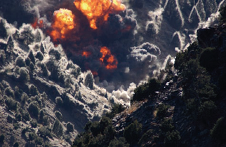 Bombardamente americane în Tora Bora