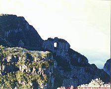 Pedra Furada con pinturas de 11 000 años Brasil.