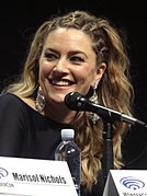 Mädchen Amick interprète Alice.