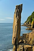 Balancing Rock au Canada.