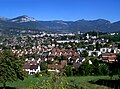 Vue panoramique de Cognin et de Chambéry au second plan.