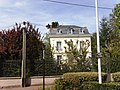 Restos de Charles Joliot rua de Paris.