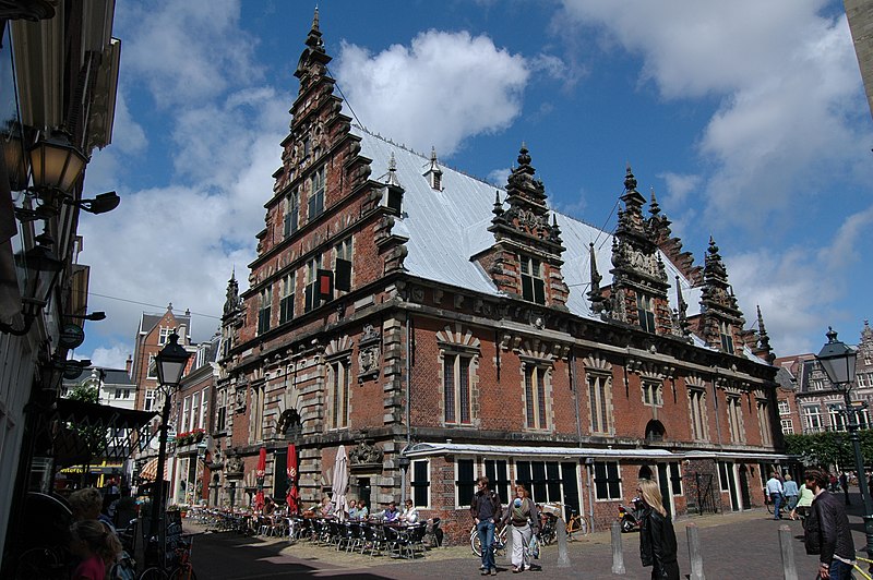 File:Vleeshal (Haarlem).JPG