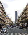 A Tour Montparnasse a Rue de Rennes utcából nézve