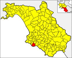 Lokasi Pollica di Provinsi Salerno