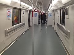 Interior de un coche del metro de Cantón.