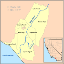 Huit municipalités se trouvent dans le bassin versant de l'Aliso Creek, parmi lesquelles se trouvent Mission Viejo, Aliso Viejo et Laguna Niguel. Sulphur Creek, au sud-est, est l'affluent principal du fleuve.