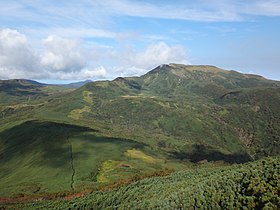 Vue du mont Shokanbetsu depuis le sud-est.