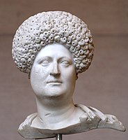 Bust of a Roman woman wearing a "diadem" wig, c. 80 CE