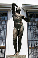 Bronzepoko (1877) de Rodin, modelita de belga soldato