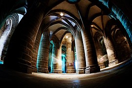 Mont Saint-Michel : crypte des gros piliers.