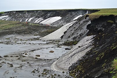 Smeltende permafrost in Herscheleiland, Canada, 2013