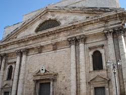 Terlizzi's most important church, the Concattedrale di San Michele Arcangelo.