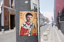 A sticker of Pascal on a post near Puebla Cathedral in Puebla de Zaragoza, Mexico
