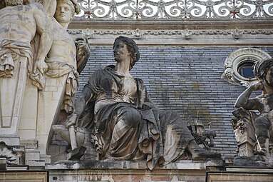 L’Industrie, Lyon, palais de la Bourse, façade nord.