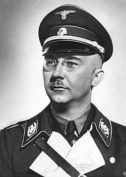 Himmler hivatalos SS-portréja