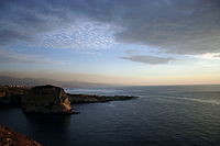 أحد شواطئ بيروت على البحر المتوسط