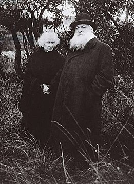 Beuret and Rodin in their Meudon garden, 1916